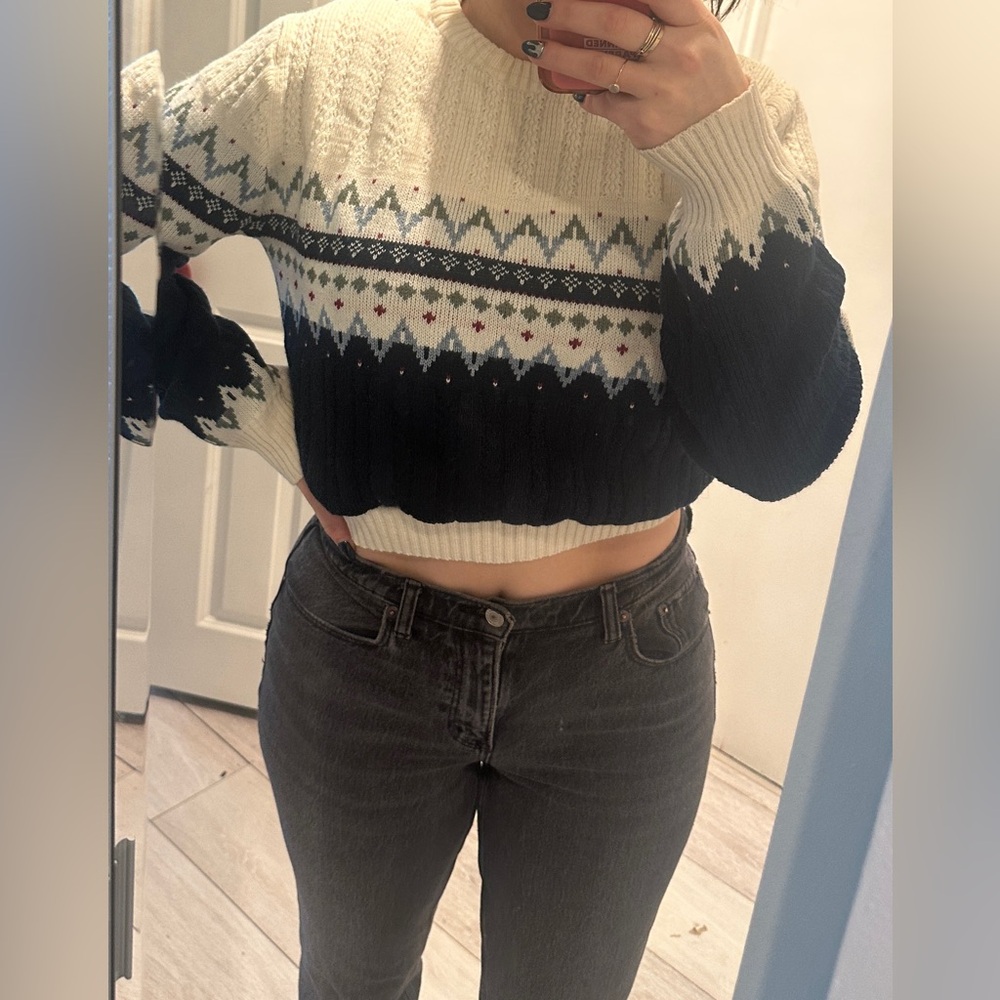 Vintage cropped sweater